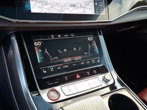 Certified 2025 Audi SQ8 Premium Plus AWD/4WD image 17