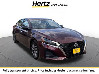 Used 2025 Nissan Altima 2.5 SV FWD video 1