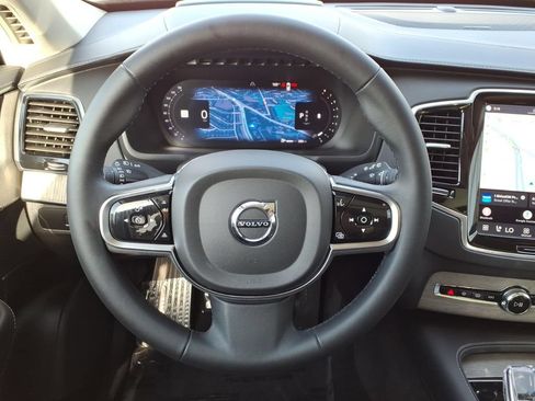 Certified 2023 Volvo XC90 B6 Ultimate w/ Protection Package Premier AWD/4WD image 15