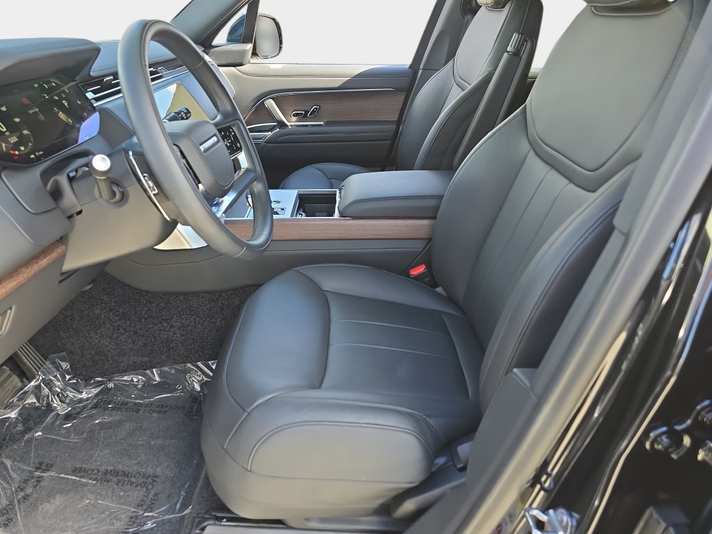 Certified 2025 Land Rover Range Rover SE AWD/4WD image 15