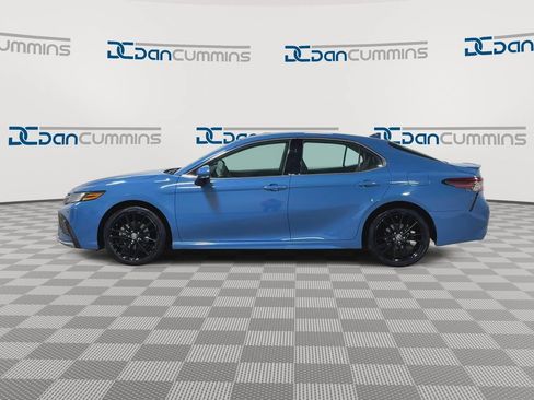 Used 2024 Toyota Camry XSE FWD image 5