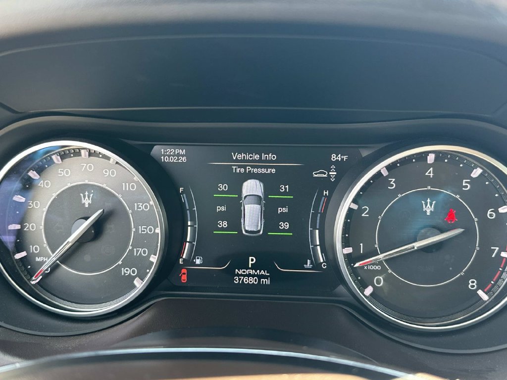 Used 2022 Maserati Levante GT AWD/4WD image 29