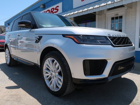 Used 2019 Land Rover Range Rover Sport HSE AWD/4WD image 6