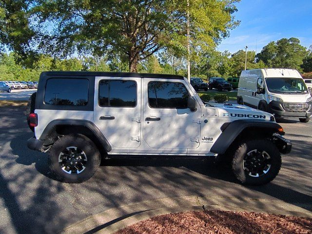 Used 2024 Jeep Wrangler Unlimited Rubicon 4xe w/ Capability Package AWD/4WD image 6