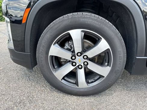 Certified 2023 Chevrolet Traverse LT w/ LT Premium Package AWD/4WD image 10