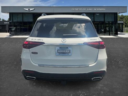 Used 2025 Mercedes-Benz GLE 450e 4MATIC image 8