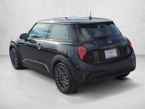 Used 2026 MINI Cooper 2-Door Hardtop FWD image 9