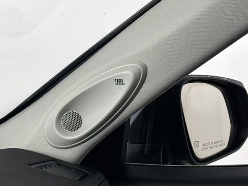 Certified 2022 Toyota Highlander Limited image 18