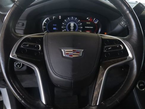 Used 2017 Cadillac Escalade Platinum image 10