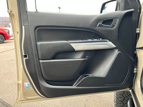 Used 2021 Chevrolet Colorado ZR2 w/ ZR2 Dusk Special Edition image 26