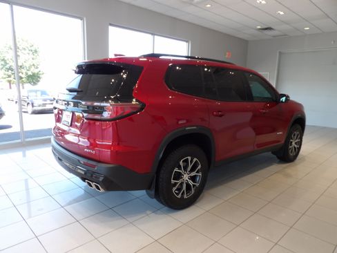Used 2024 GMC Acadia AT4 w/ Super Cruise Package AWD/4WD image 4