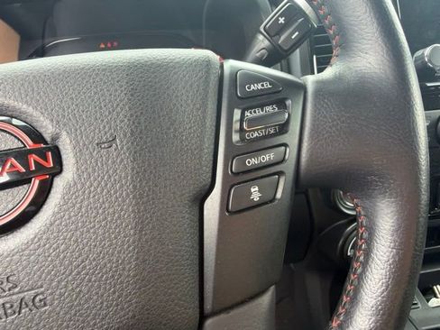 Used 2023 Nissan Titan PRO-4X w/ Pro-4x Convenience Package AWD/4WD image 17