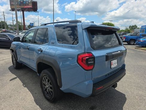 Certified 2026 Toyota 4Runner SR5 AWD/4WD image 6