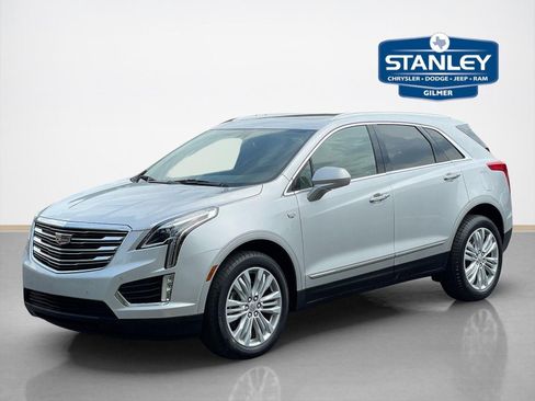 Used 2018 Cadillac XT5 Premium Luxury FWD image 3