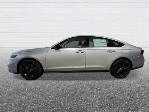 New 2025 Honda Accord SE image 2