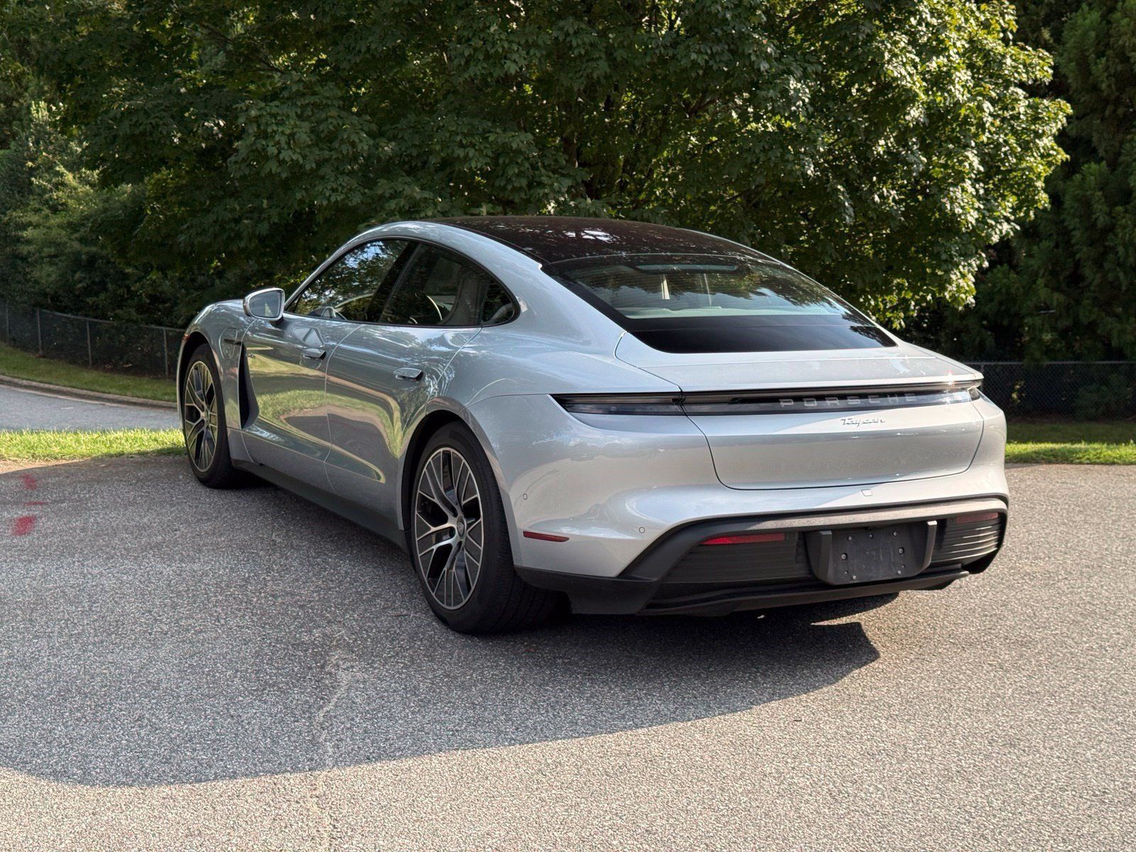 Certified 2023 Porsche Taycan RWD image 3