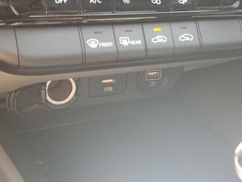 Certified 2023 Hyundai Elantra SEL FWD image 27