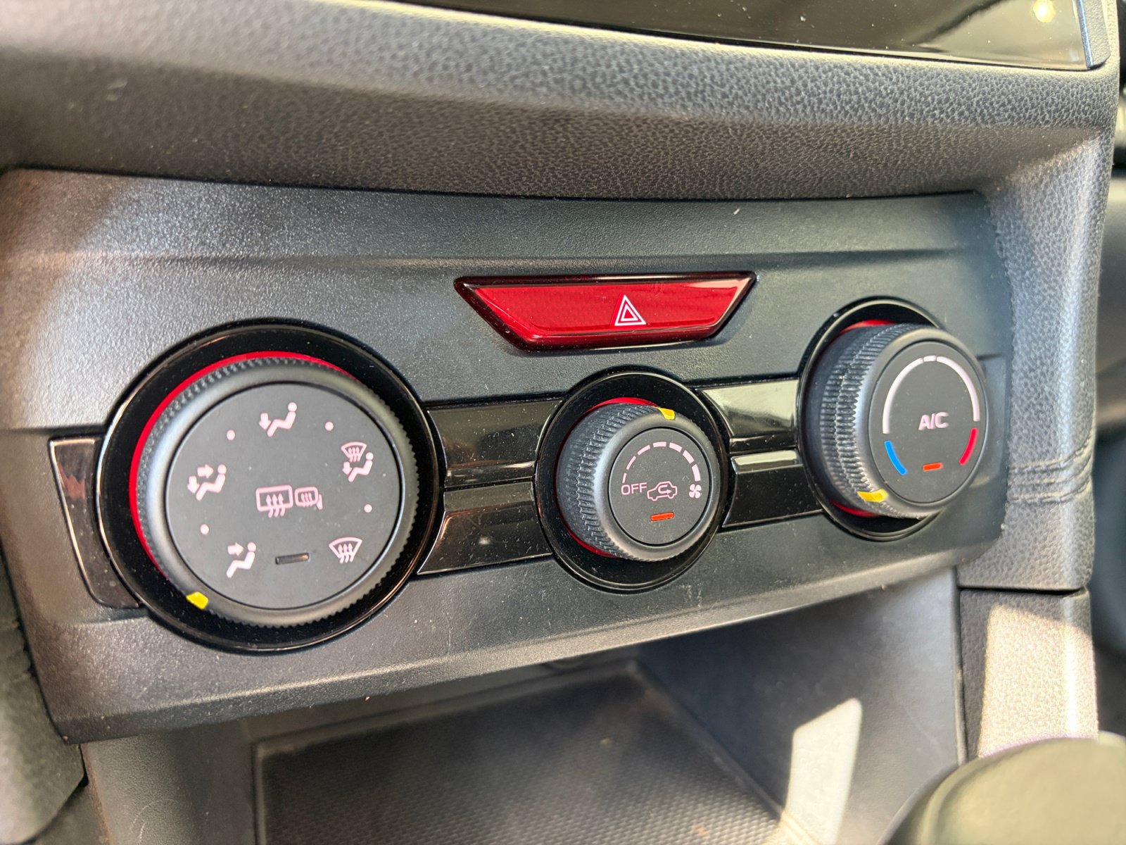 Used 2019 Subaru Impreza 2.0i Premium AWD/4WD image 19