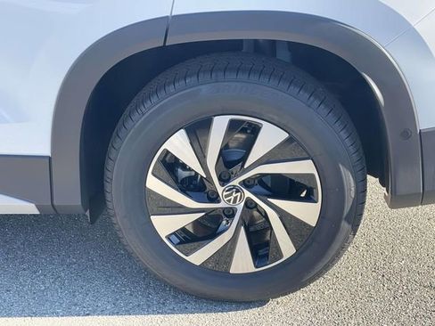 New 2026 Volkswagen Tiguan S image 30