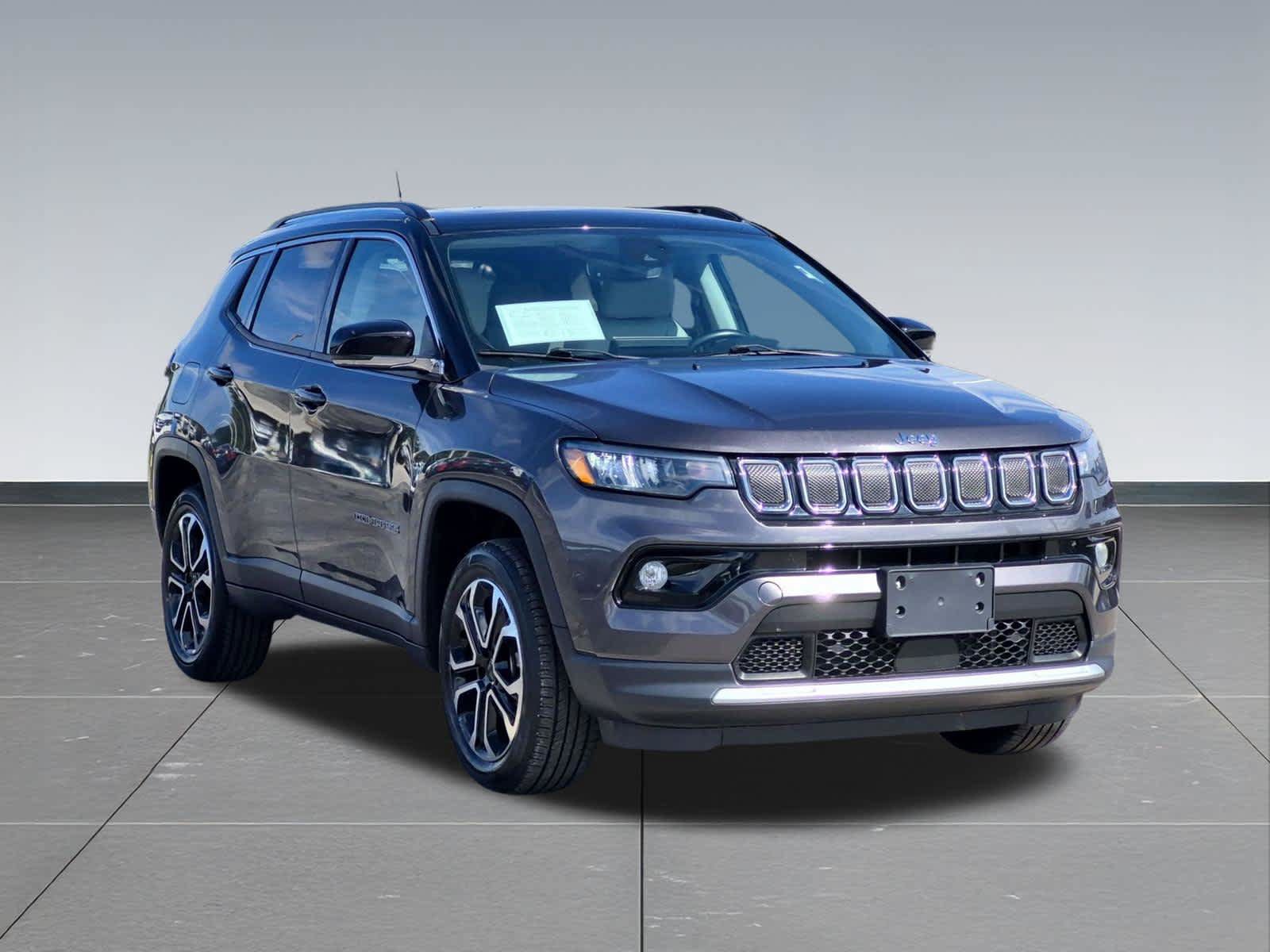 Used 2022 Jeep Compass Limited w/ Sun and Sound Group AWD/4WD image 8