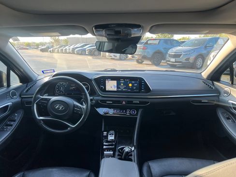 Used 2021 Hyundai Sonata Limited FWD image 20