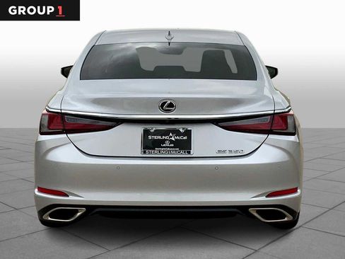 Used 2019 Lexus ES 350 w/ Luxury Package image 5