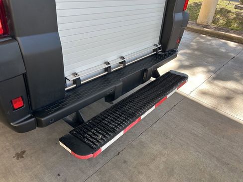 Used 2024 RAM ProMaster 3500 w/ Delivery Van Package image 18