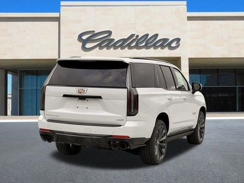New 2026 Cadillac Escalade V AWD/4WD image 3