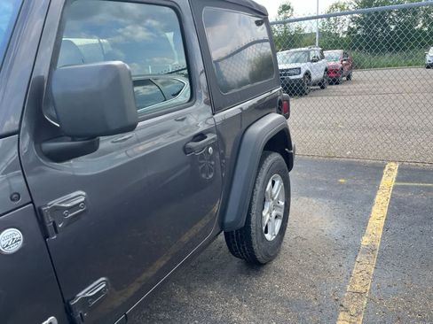 Used 2020 Jeep Wrangler Sport AWD/4WD image 10