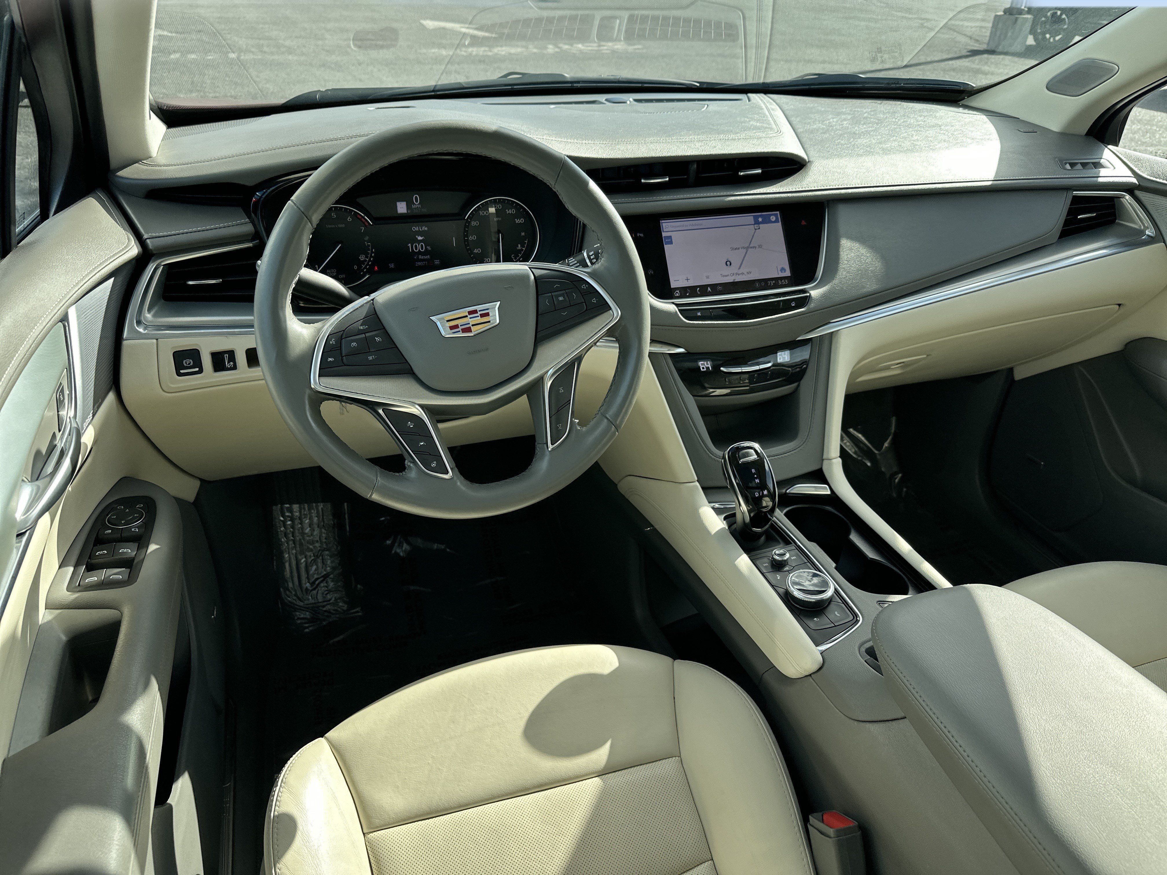 Certified 2023 Cadillac XT5 Premium Luxury AWD/4WD image 7