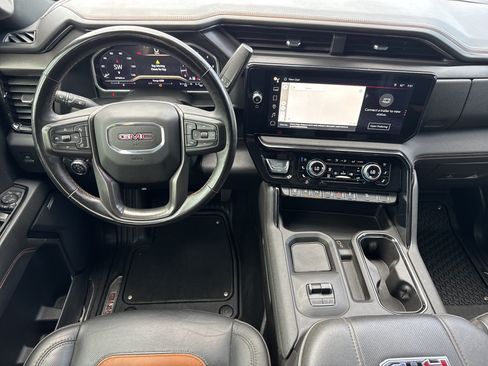 Used 2024 GMC Sierra 2500 AT4 w/ AT4 Premium Plus Package AWD/4WD image 18