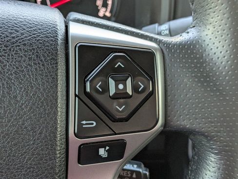 Used 2022 Toyota 4Runner SR5 Premium w/ Moonroof Package image 25