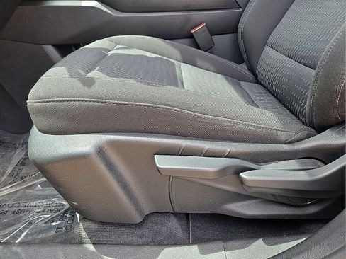 Used 2025 Chevrolet Equinox LT AWD/4WD image 23
