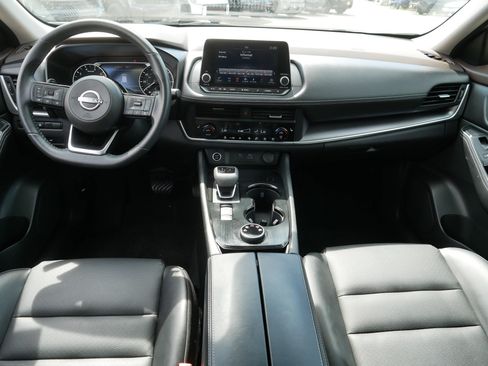 Certified 2023 Nissan Rogue SV w/ SV Premium B Package AWD/4WD image 10