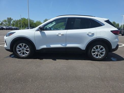 Used 2023 Ford Escape Active w/ Tech Pack #1 FWD image 15