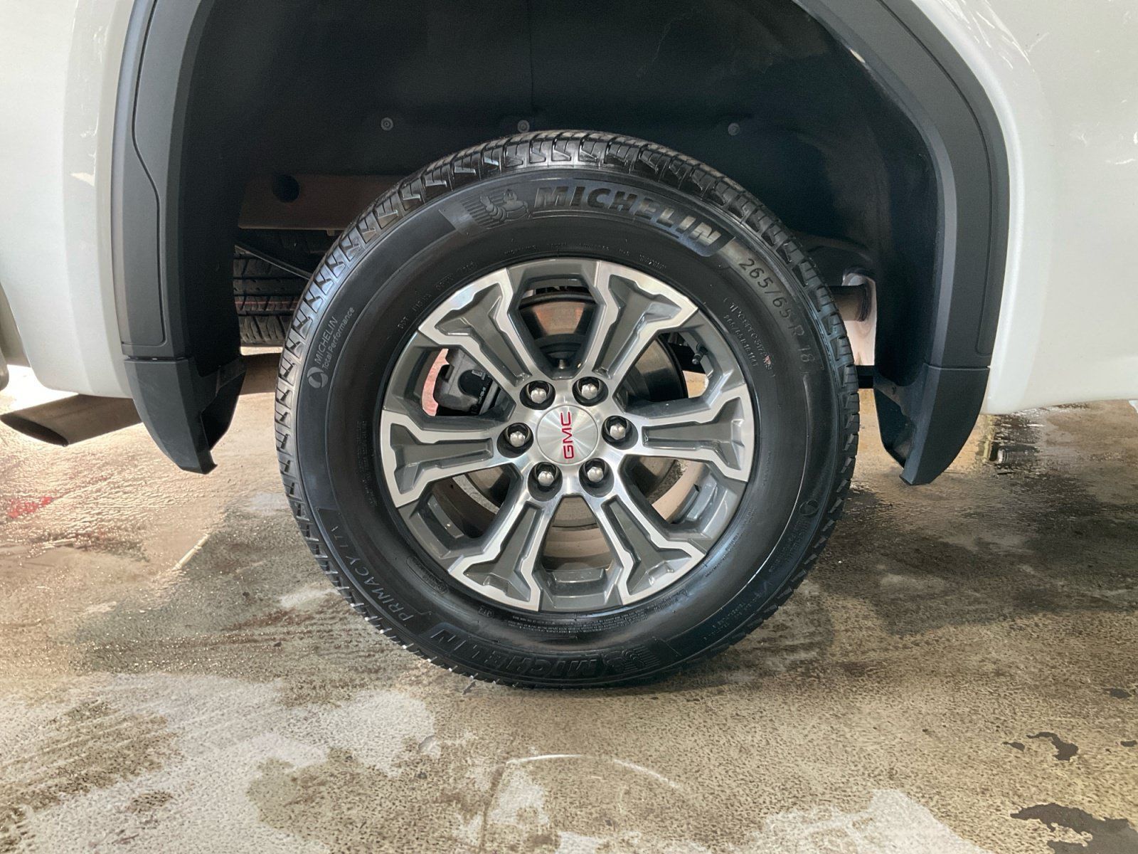 Used 2025 GMC Sierra 1500 SLT AWD/4WD image 21