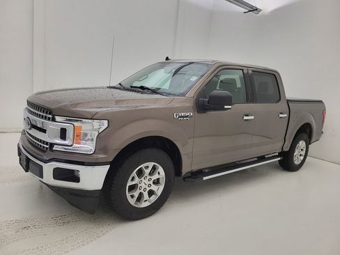 Used 2020 Ford F150 XLT w/ Equipment Group 302A Luxury image 16