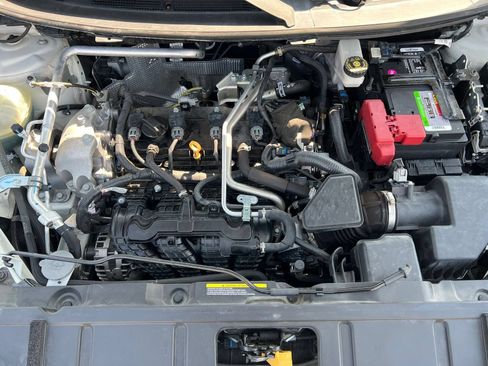 Used 2021 Nissan Rogue S AWD/4WD image 24