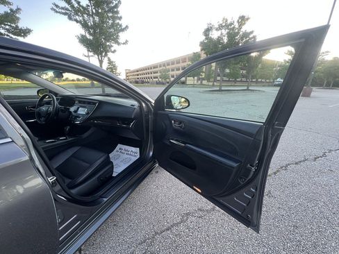 Used 2015 Toyota Avalon XLE FWD image 10