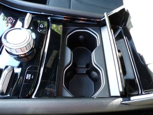 Used 2025 Jeep Grand Cherokee L Overland w/ Trailer Tow Package image 36