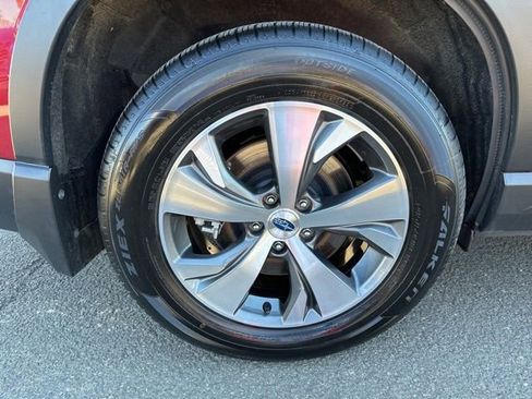 Certified 2025 Subaru Ascent Premium image 29