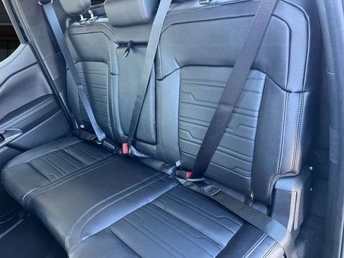 New 2025 Ford Ranger Lariat w/ FX4 Off-Road Package image 13