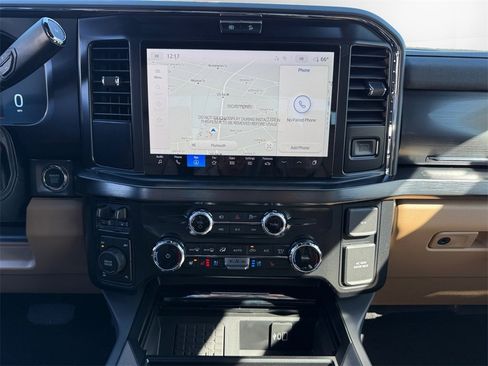 New 2026 Ford F250 Lariat w/ Chrome Package image 15