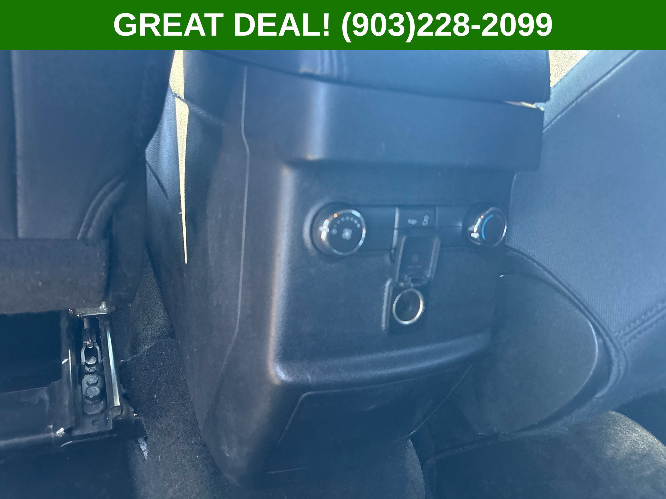 Used 2018 Ford Explorer XLT FWD image 49