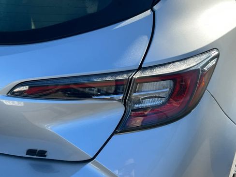 Used 2021 Toyota Corolla SE FWD image 18