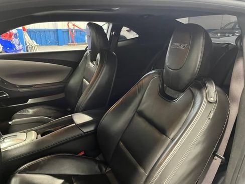 Used 2015 Chevrolet Camaro SS w/ RS Package RWD image 15