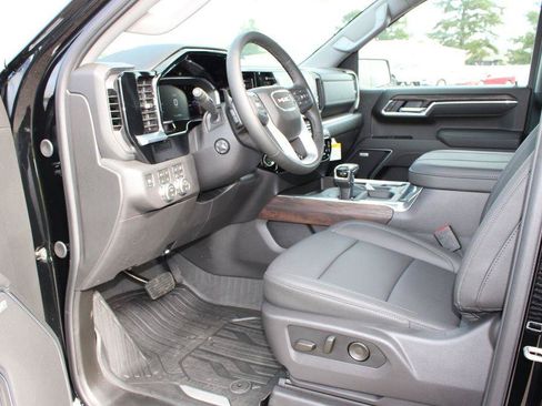 New 2026 GMC Sierra 1500 SLT w/ SLT Premium Plus Package AWD/4WD image 11