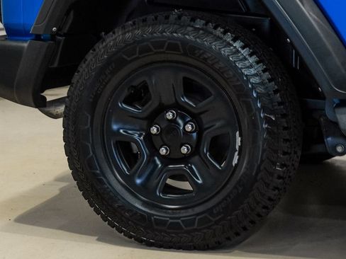 Used 2022 Jeep Wrangler Sport AWD/4WD image 44