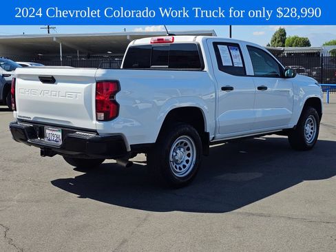 Used 2024 Chevrolet Colorado W/T RWD image 6