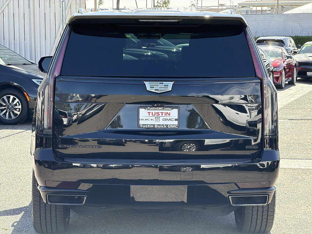 Used 2021 Cadillac Escalade Sport Platinum w/ Heavy-Duty Trailer Package AWD/4WD image 6